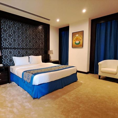 Skyline Apartments Manamah Buitenkant foto
