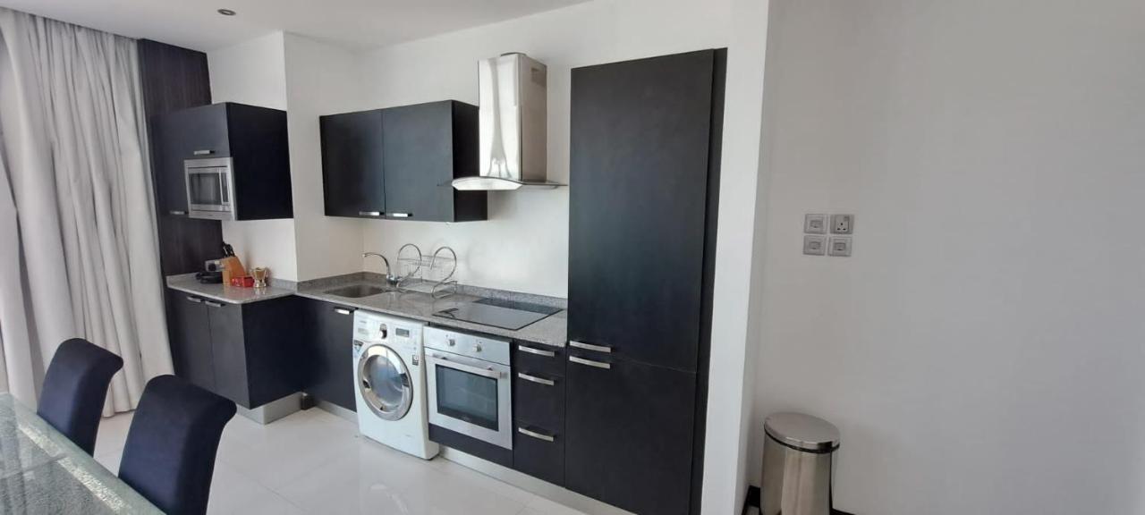 Skyline Apartments Manamah Buitenkant foto